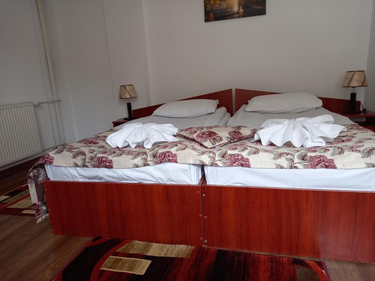 Hotel Elite Băile Herculane Esterno foto